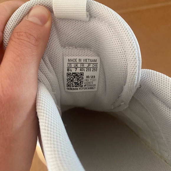 adidas Women's VL Court 3.0 Sneaker | US 8.5 - Picture 6 of 8